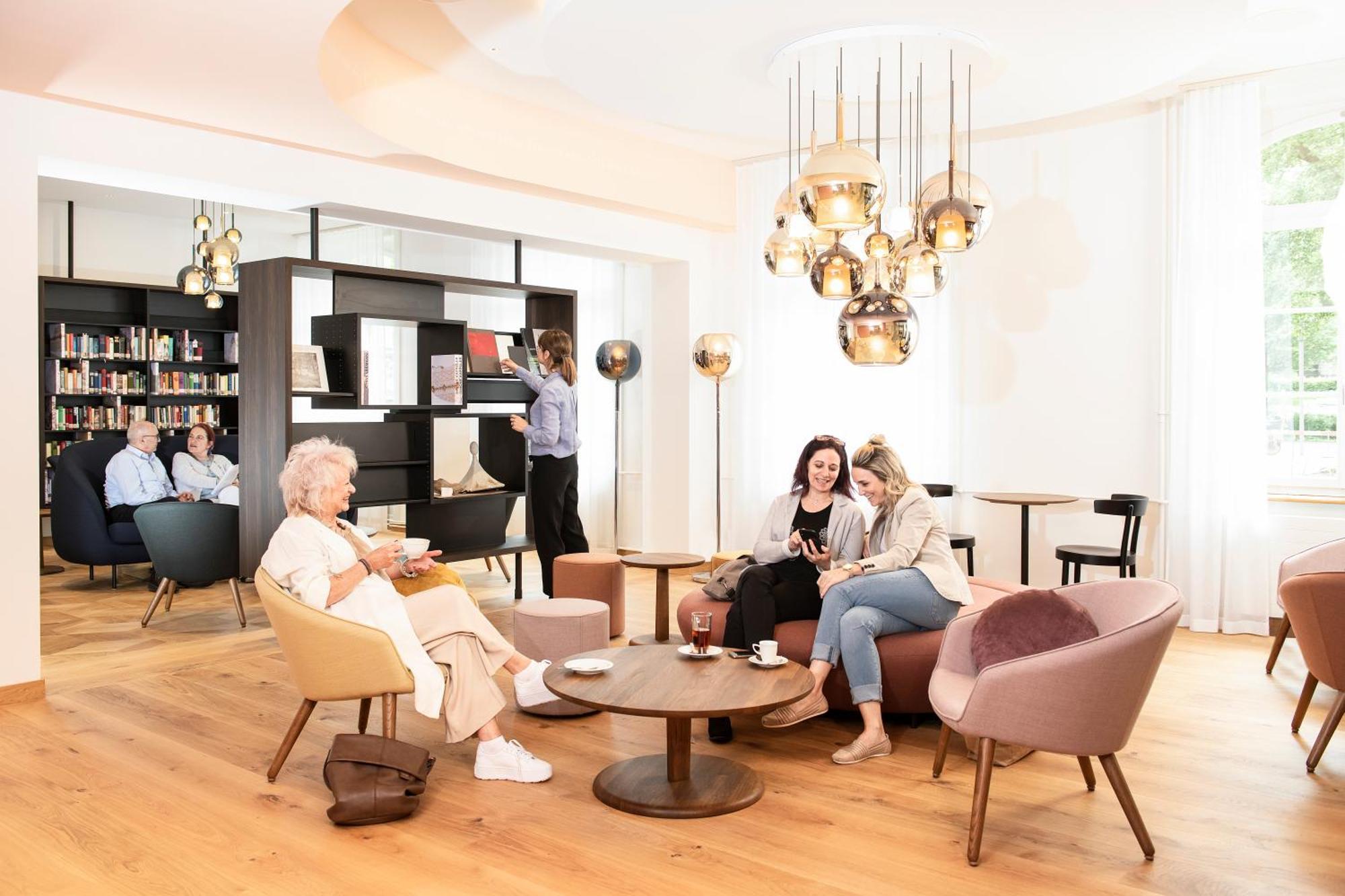 Hotel Schuetzen ไรน์เฟลเดน ภายนอก รูปภาพ