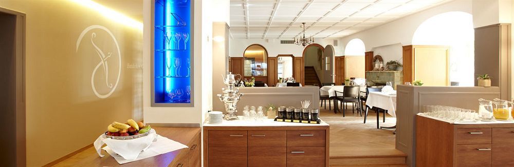 Hotel Schuetzen ไรน์เฟลเดน ภายนอก รูปภาพ