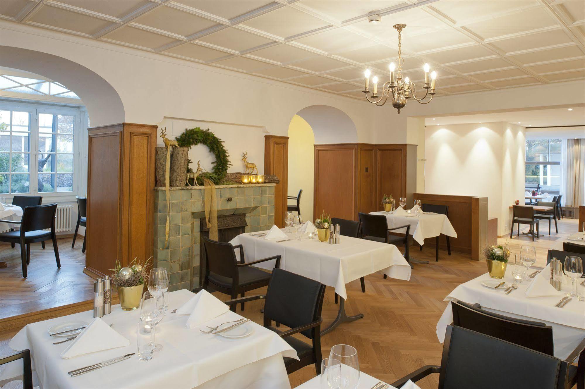 Hotel Schuetzen ไรน์เฟลเดน ภายนอก รูปภาพ